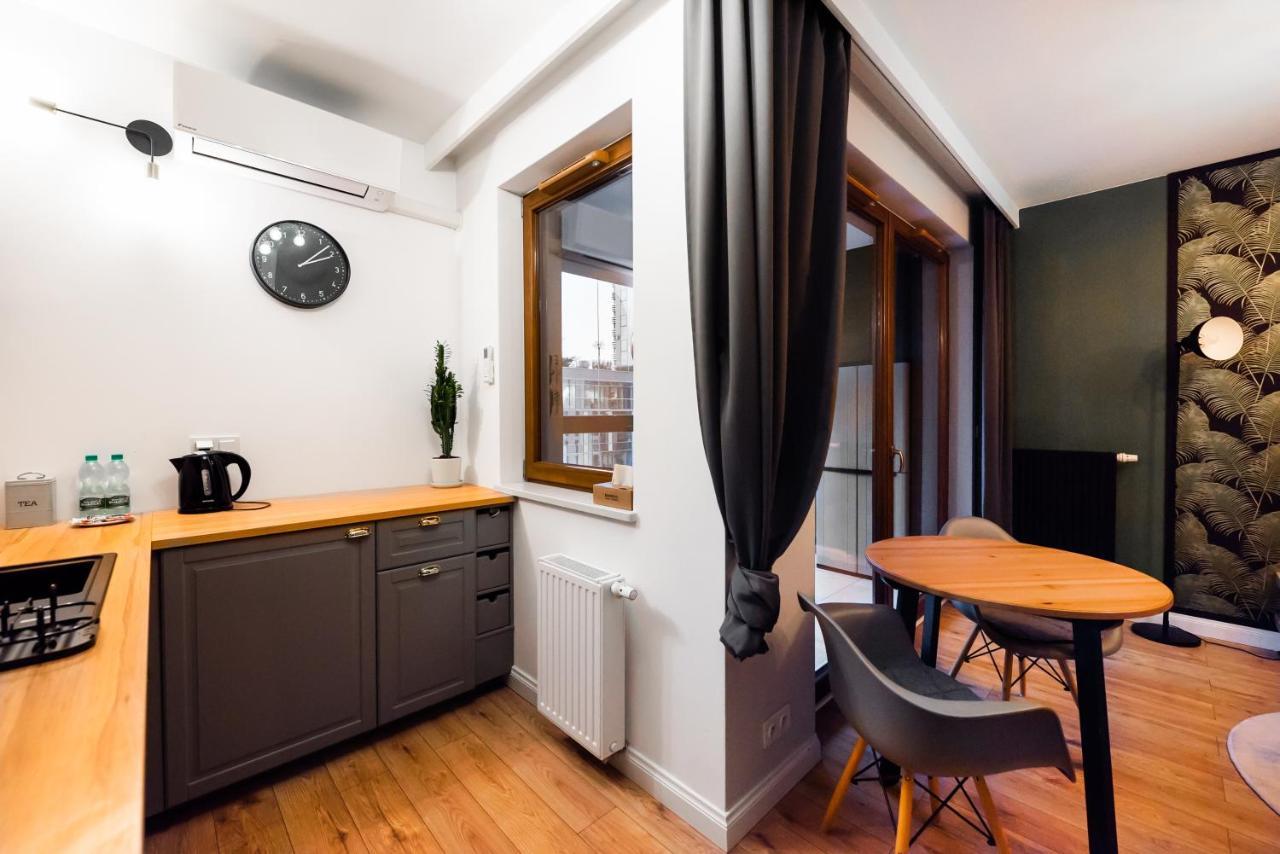 Grzybowska Luxury Apartment Варшава Экстерьер фото