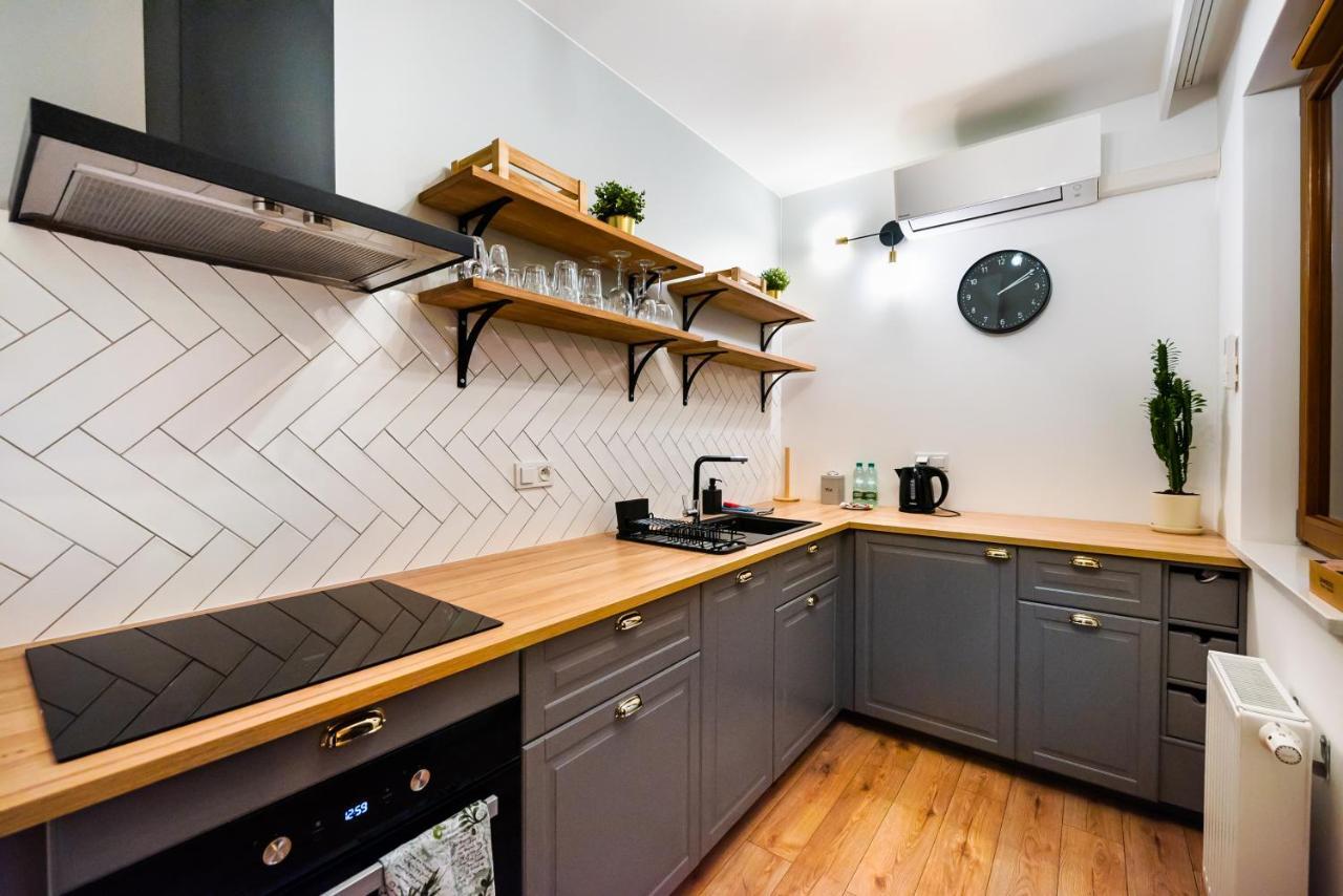 Grzybowska Luxury Apartment Варшава Экстерьер фото